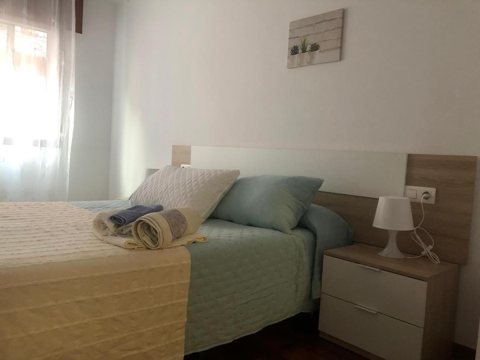 Apartamento Xacobe Grove, 120 Metros Totalmente Equipado, Luminoso, Centrico Y Con Plaza De Garaje O Grove Eksteriør bilde